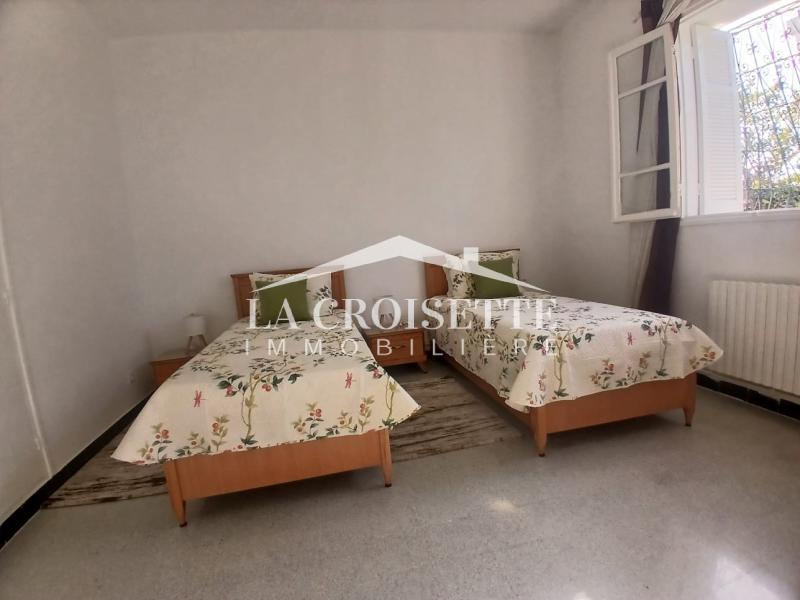 Rez-de-chaussée de villa meublé S+3 avec jardin